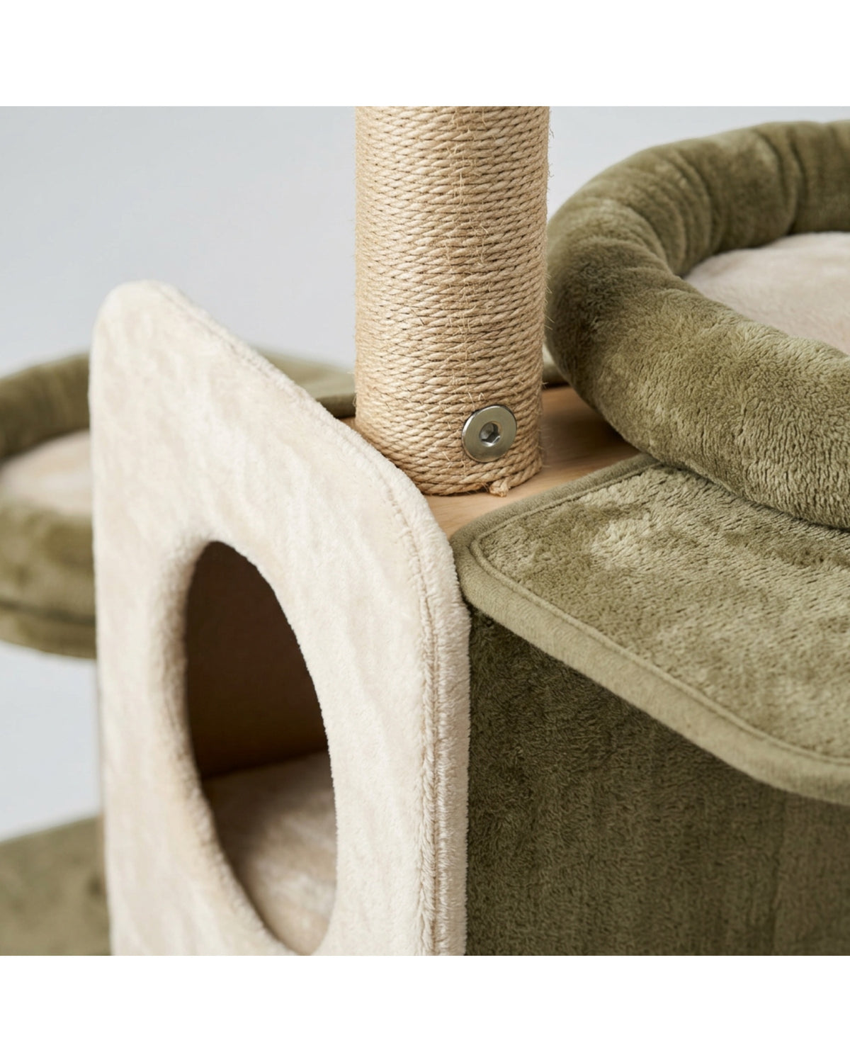 Wfkbz Twin Condo Offset Cat Tower Olive Cream - Detail view